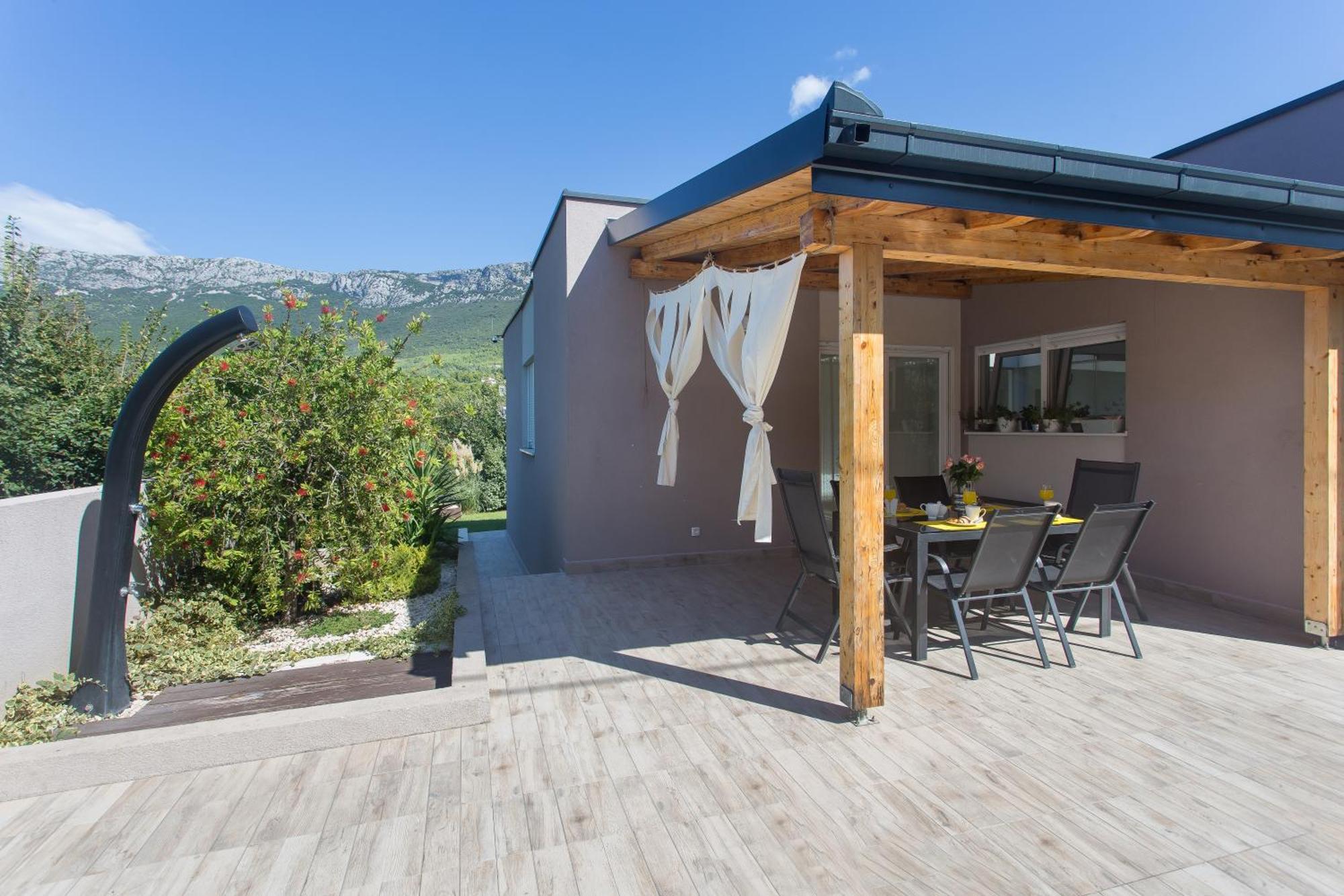 Life - New And Luxury Holiday House Kaštela Buitenkant foto