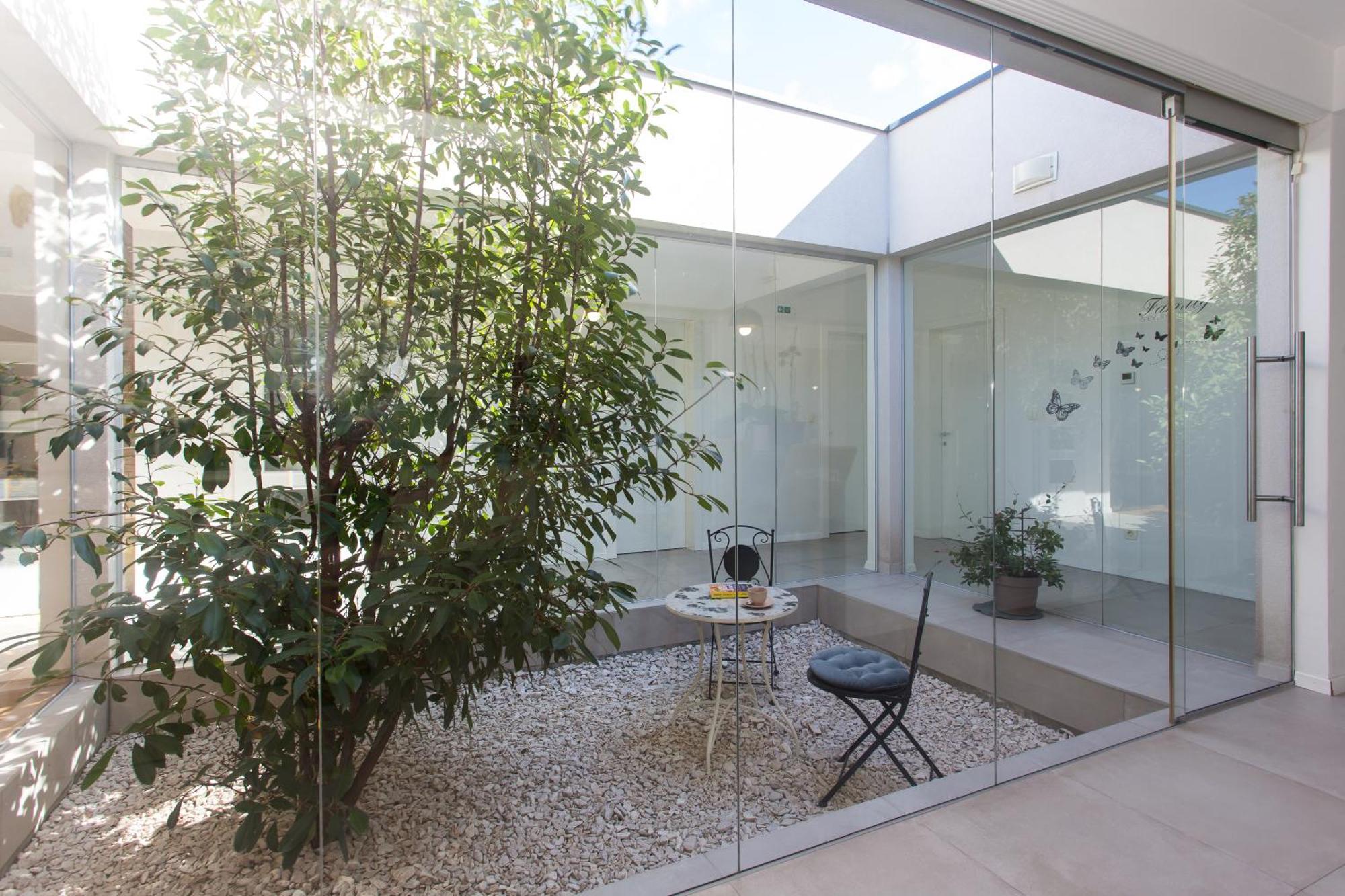 Life - New And Luxury Holiday House Kaštela Buitenkant foto